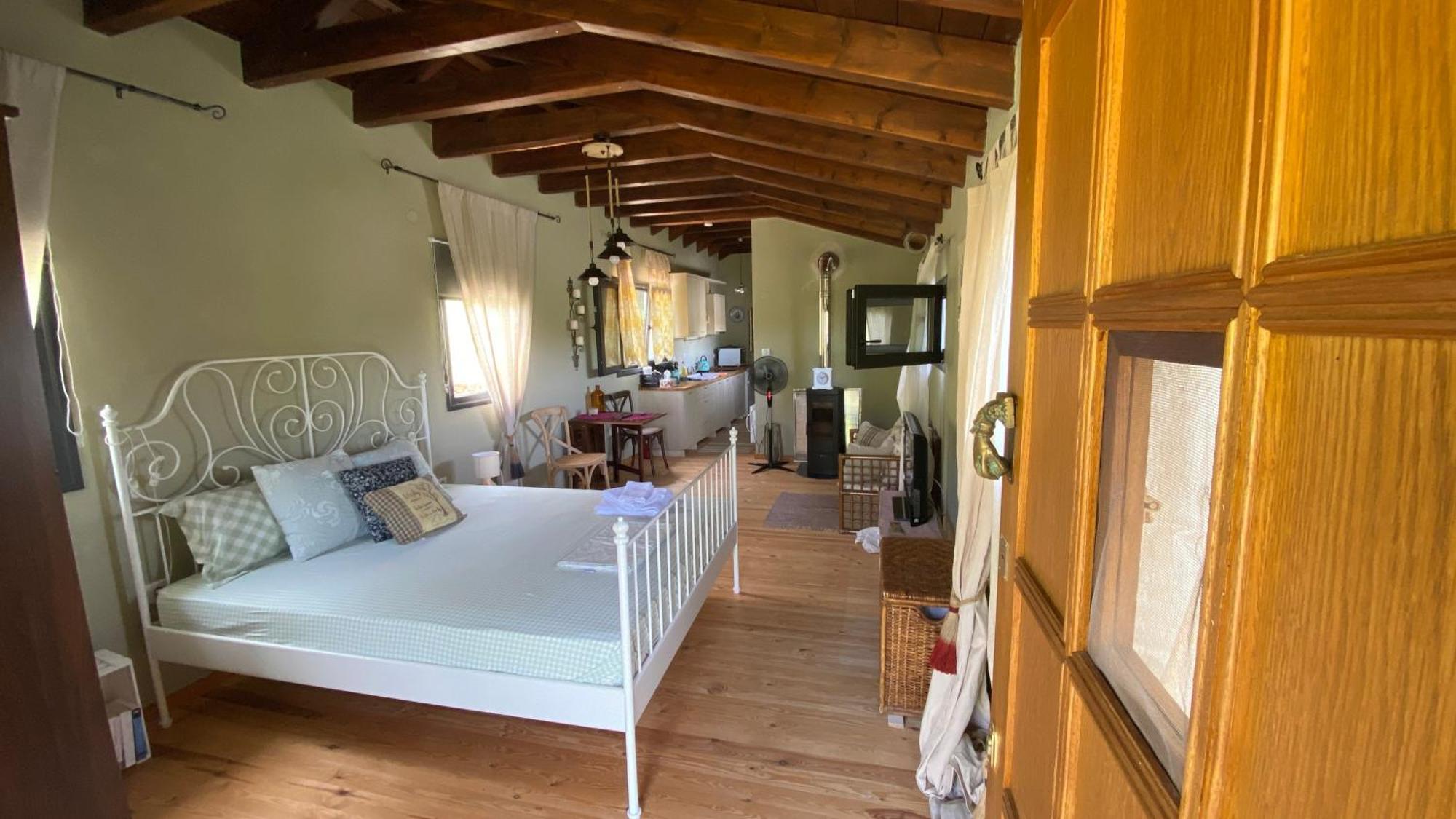 Little Garden Cabin Perivolaki ภายนอก รูปภาพ